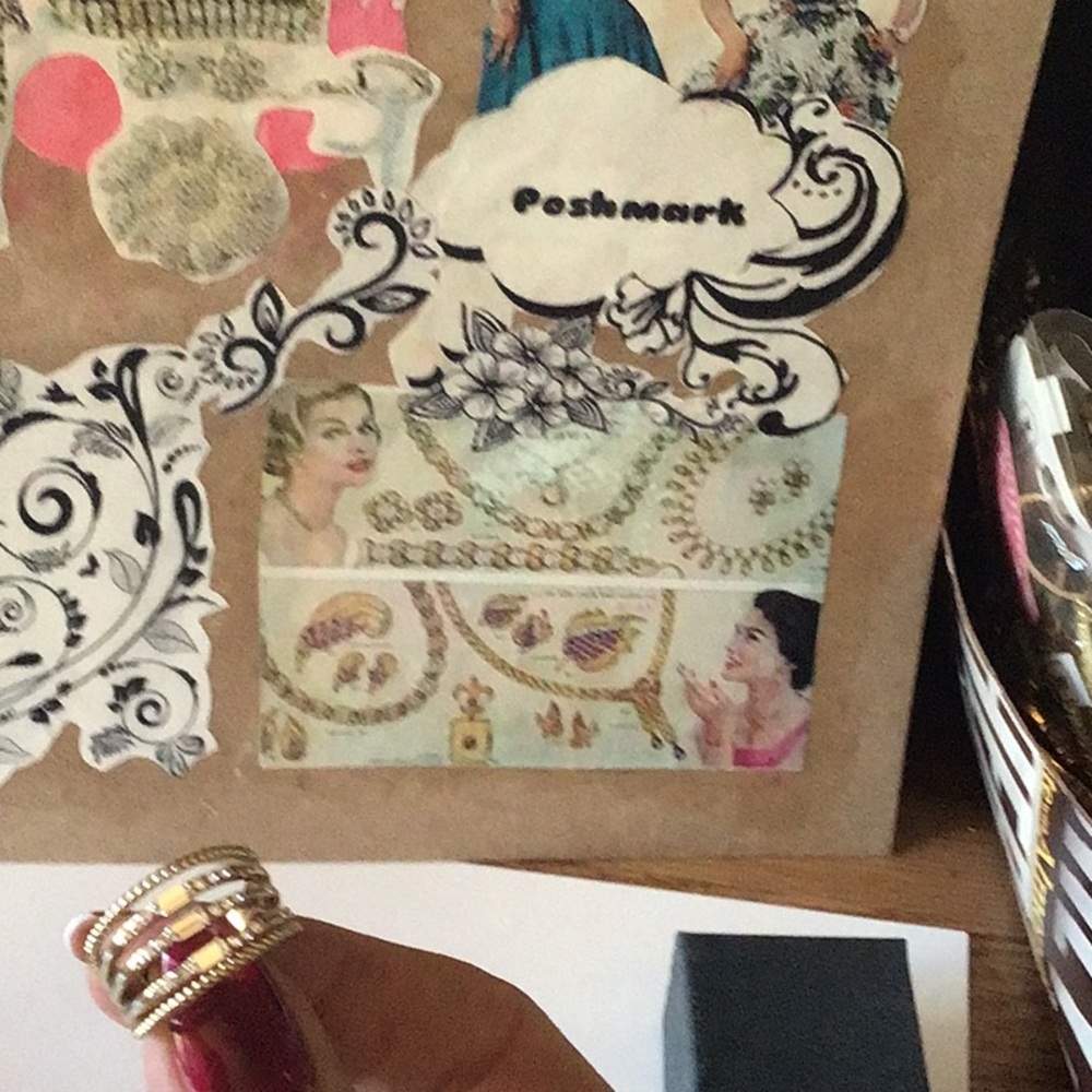 Beautiful stack designed ring - Picture 8 of 11